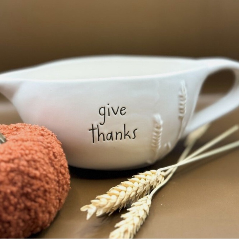 Rae Dunn "Give Thanks" Gravy Boat